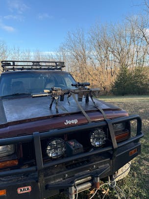 What’s up yall? What’s this page about? (Stag Arms with a Griffin can)