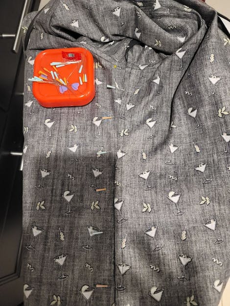 Pinning the side seam for felling